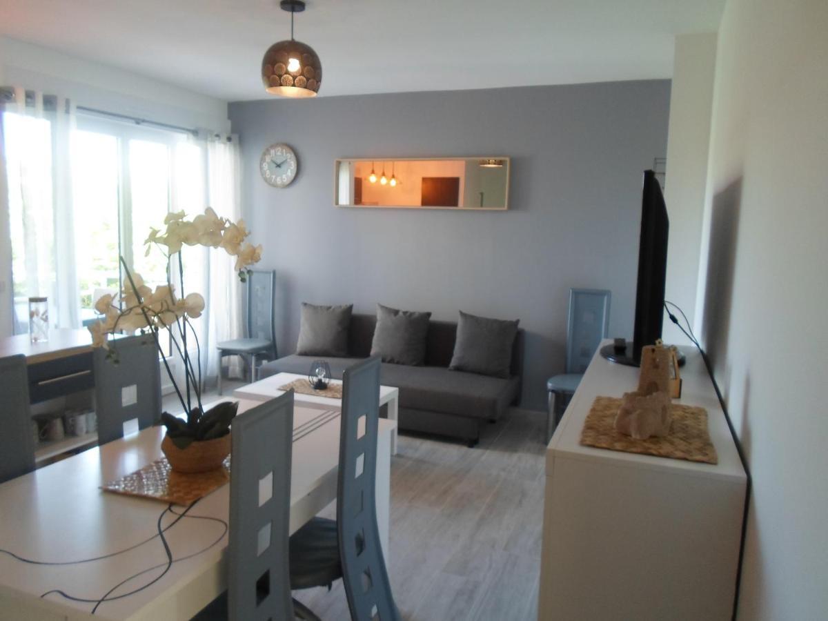 Appart T3 A 50 M De La Plage Cavalaire-sur-Mer Exterior foto